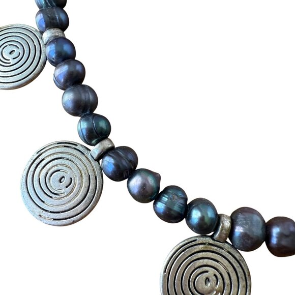 Real Pearl Necklace With Silver Toned Spiral Accents & Toggle Clasp - Picture 4 of 5